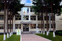 Colegiul National Stefan cel Mare HIRLAU