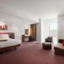 Corner-Guest-Room