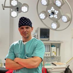 Dr. Paul Nistor medic specialist Chirurgie Plastica si Estetica