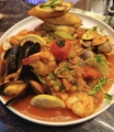 Tigaie cu fructe de mare