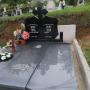monumente funerare