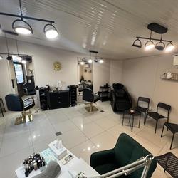 Professional Cut- Beauty Salon