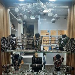 Georgette accessories