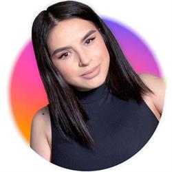 Cristina Goji your Makeup Artist