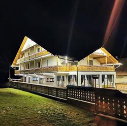 Casa de pe Vale