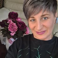 Simona Maria Hairstyle