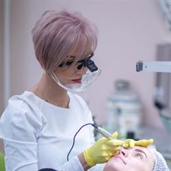 Cleo Make-up School
