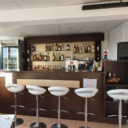 Elegant Caffe & Bar