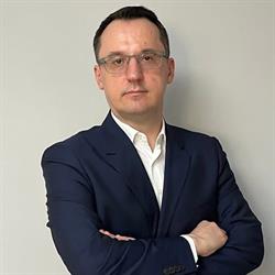 Avocat Adrian Grosu