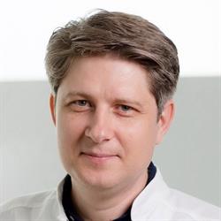 Dr. Robert Apostolescu