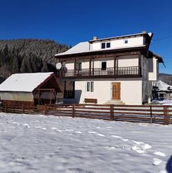 Cazare la Cabana Izvorul Alb