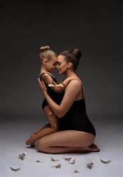 Diana Cirla Fotograf de nou nascuti si maternitate