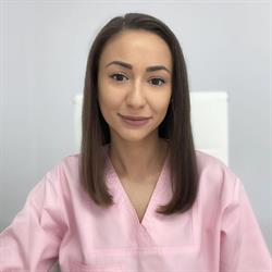 Nutritionist-Dietetician Denisa Alb