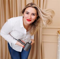 Hairstyle and healthy hair by Luminiţa B.