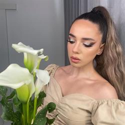 R.Makeup