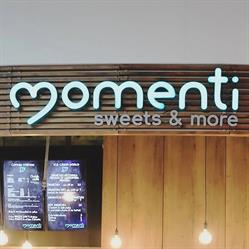 Momenti