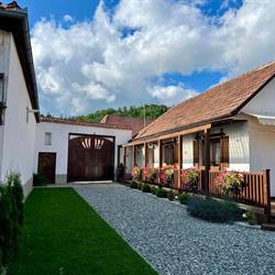 Casa Matteo - Rustic & cosy getaway in Zărneşti