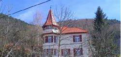 Iezer Residence