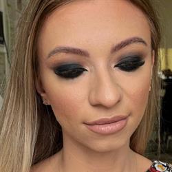 Chic Salon