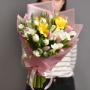 BUCHET LALELE SI FREZII GALBENE SI ALBE - California Flowers