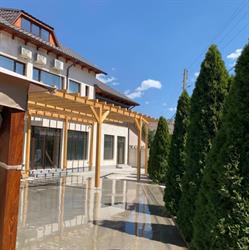 NIKO'S HOUSE