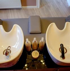 Shaear Saloon