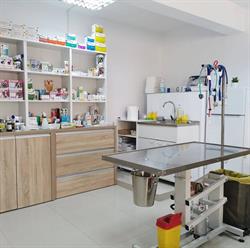 Cabinet veterinar Happy Paws & Tails Vet