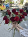 Buchet cu flori rosii
