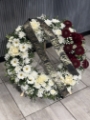 Coroană funerară elegantă