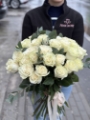 Buchet cu trandafiri albi