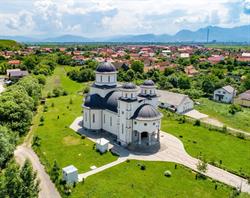 Biserica Ortodoxă Sfinţii Apostoli Petru şi Pavel şi Sf. Andrei Şaguna