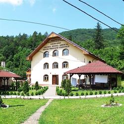 CAMIN DE BATRANI HARJA - Camin de Batrani, Azil de Batrani, Centru Ingrijire Batrani judetul Bacau