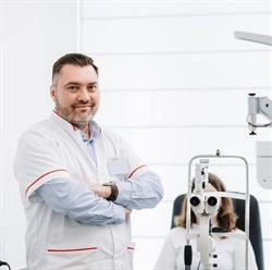 Dr Petcu Mihai -Medic Oftalmolog