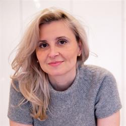 Doctor Paula Popiel