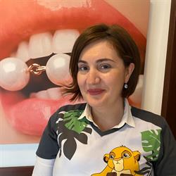 Dentist Mihaela Loredana Pistol