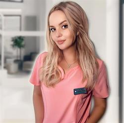 Dr. Patricia Boţog - Medic Stomatolog