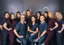 SzékelyDental  Gyergyószentmiklósi Fogászat  Fogászati Implantátumok, Parodontológia, Szájsebészet