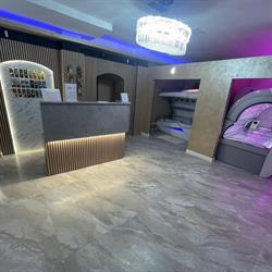 Salon Tropical