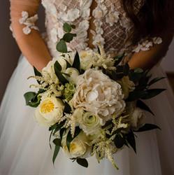 flowers by JULIA