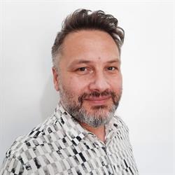 Psihoterapeut Ionuţ Mladin