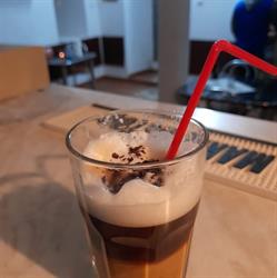Cafe bar ,,Central' Batos