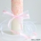 lumanare-roz-pudra-botez-fata-model-deosebit-cu-flori-naturale-criogenate