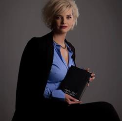 Cătălina Tomuţ Nail Artist