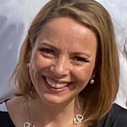 Györfi Ildikó Kozmetikus