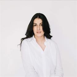 Dr. Catalina Amalia