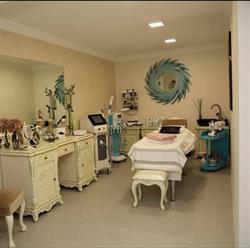 Salon Ambience