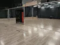 interiorul salii de antrenament