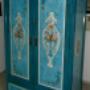 Mobilier pictat- Dulap Shabby chic