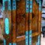 Mobilier pictat-Dulap vienez restaurat