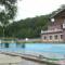 super  hotel